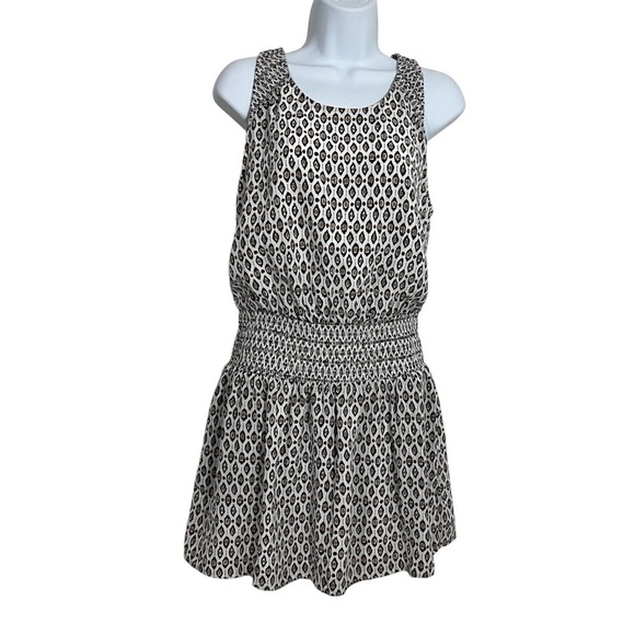 Joie Dresses & Skirts - Joie 100% Silk Black and White Dress Size Small Rushed Midsection Sophisticated